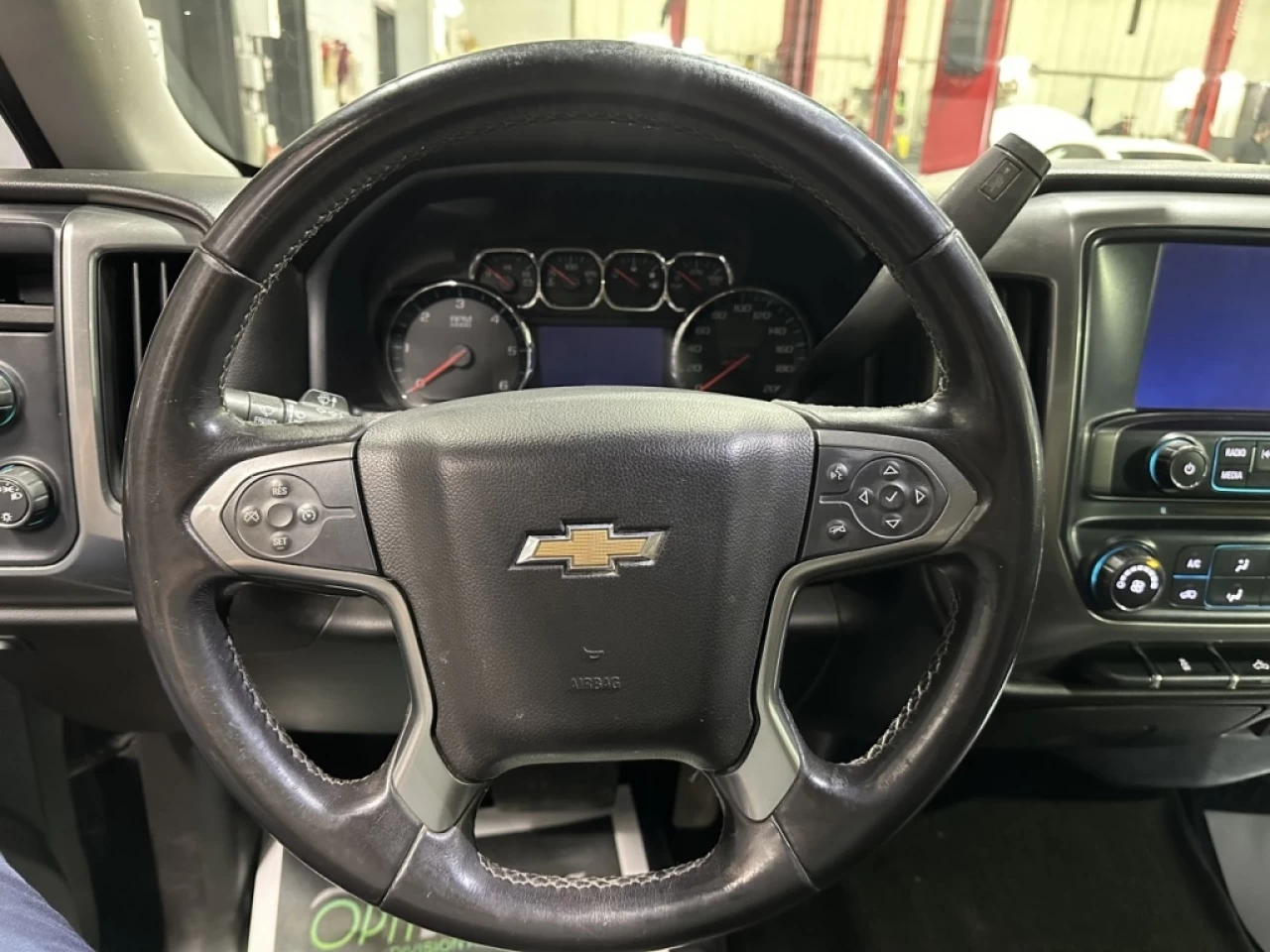 2018 Chevrolet Silverado 1500 LT 4X4 5.3L CREW CAB SEULEMENT 137 500KM Image principale