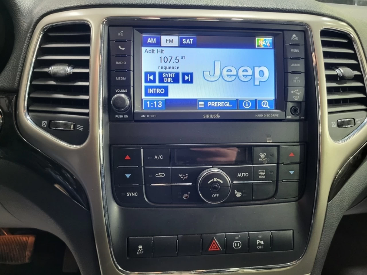 2012 Jeep Grand Cherokee Laredo 4X4 FULL TOIT CUIR SEULEMENT 149 900KM Image principale