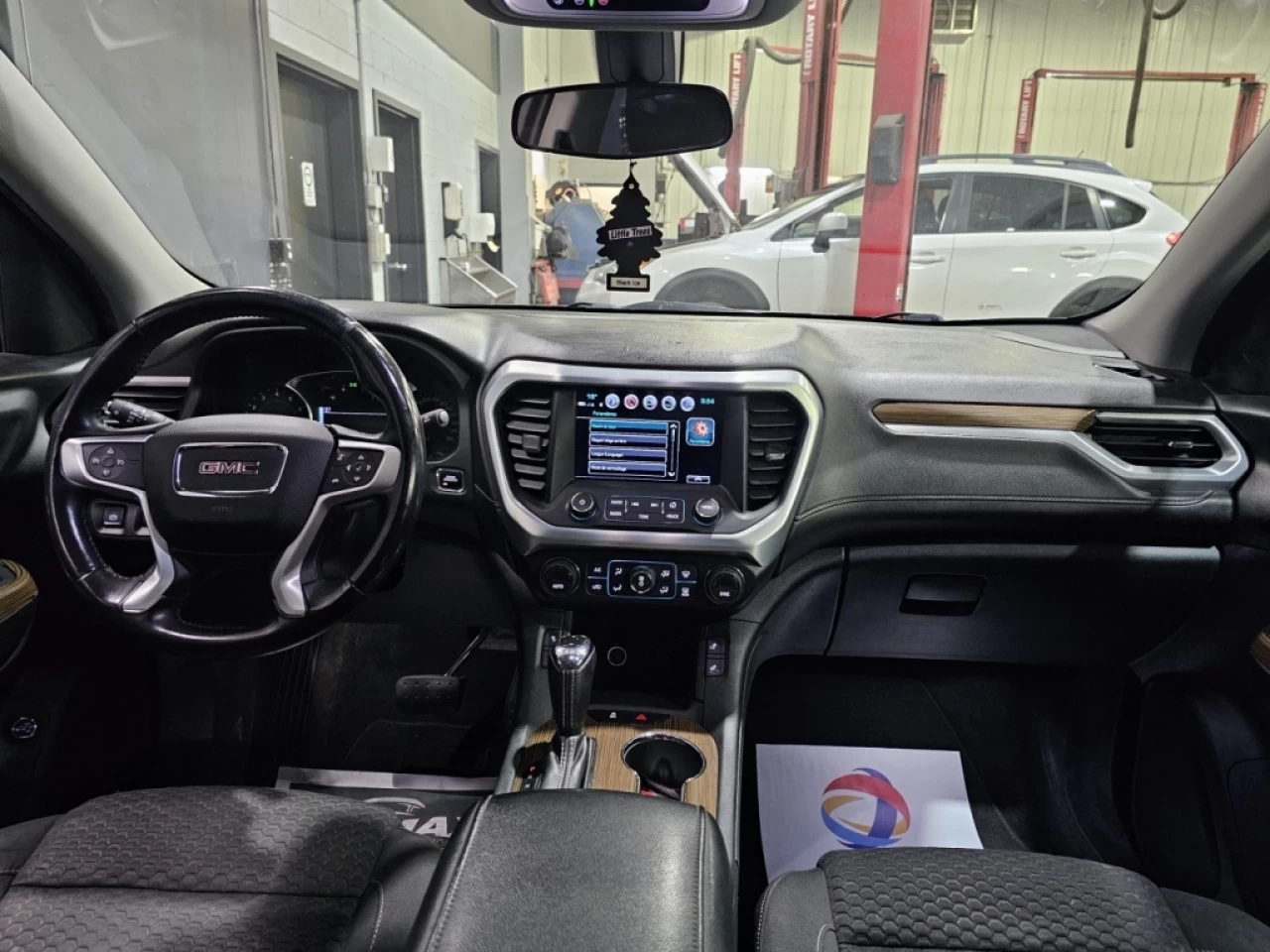 2017 GMC Acadia AWD 4dr SLE w-SLE-2 Main Image