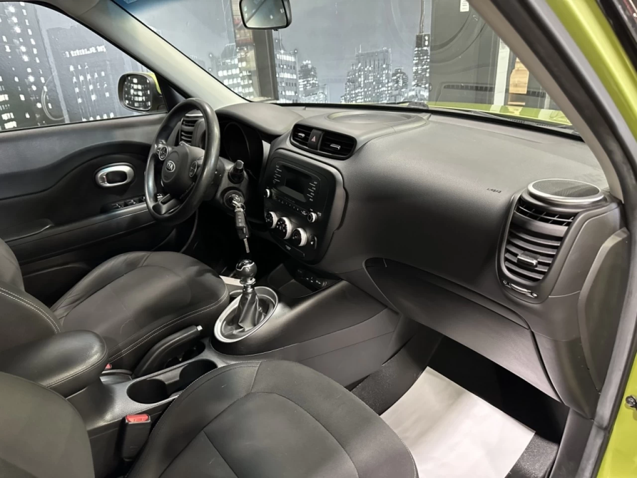 2015 Kia Soul LX+ MANUELLE A/C SIÈGES CHAUFF. SEULEMENT 61 900KM Main Image