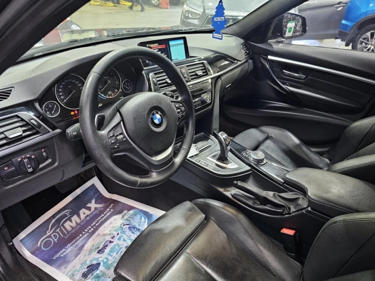 2016 BMW 3 Series 328I XDRIVE CUIR TOIT TRÈS PROPRE Main Image