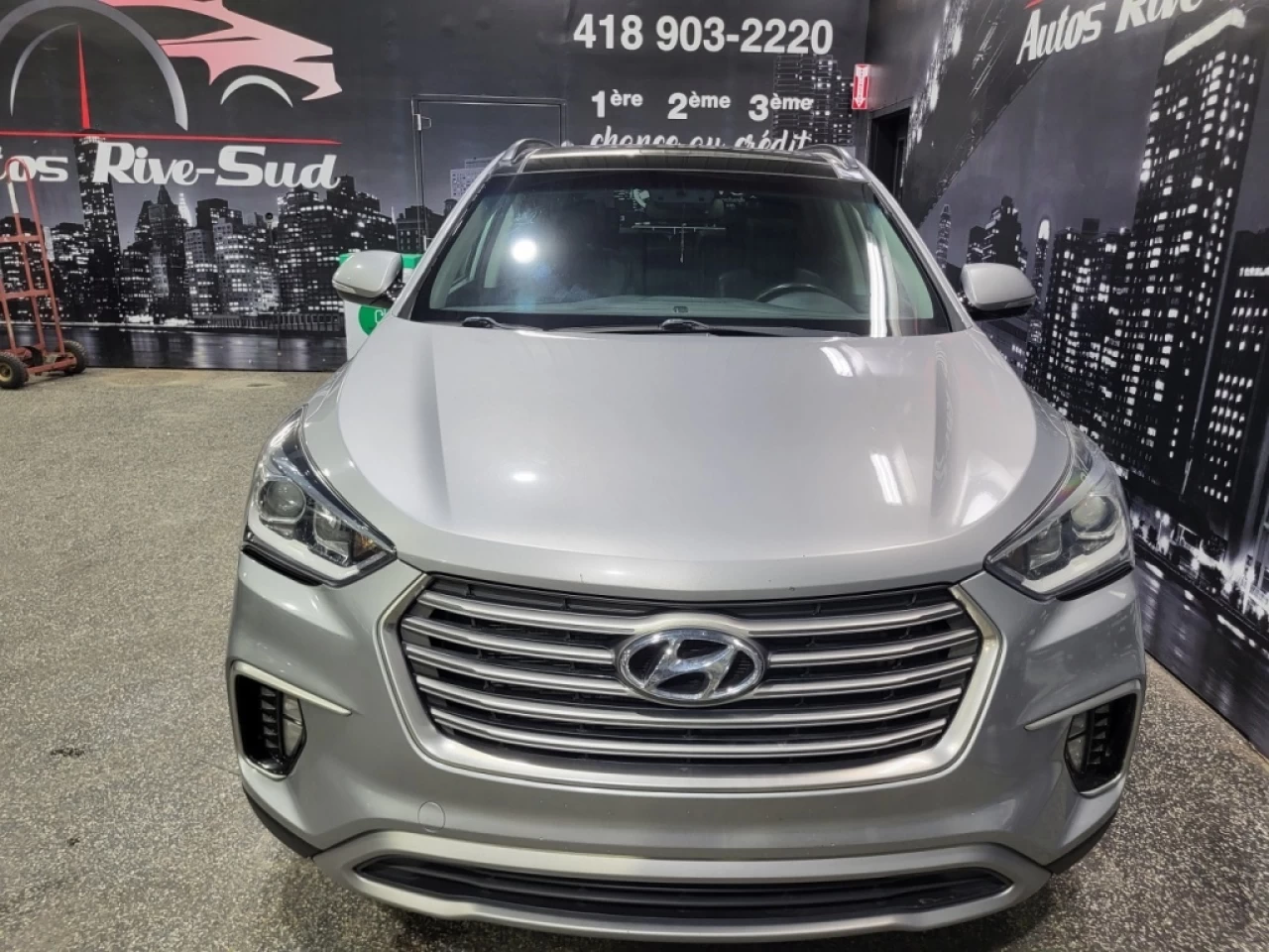 2017 Hyundai Santa Fe XL AWD 4dr Luxury Main Image