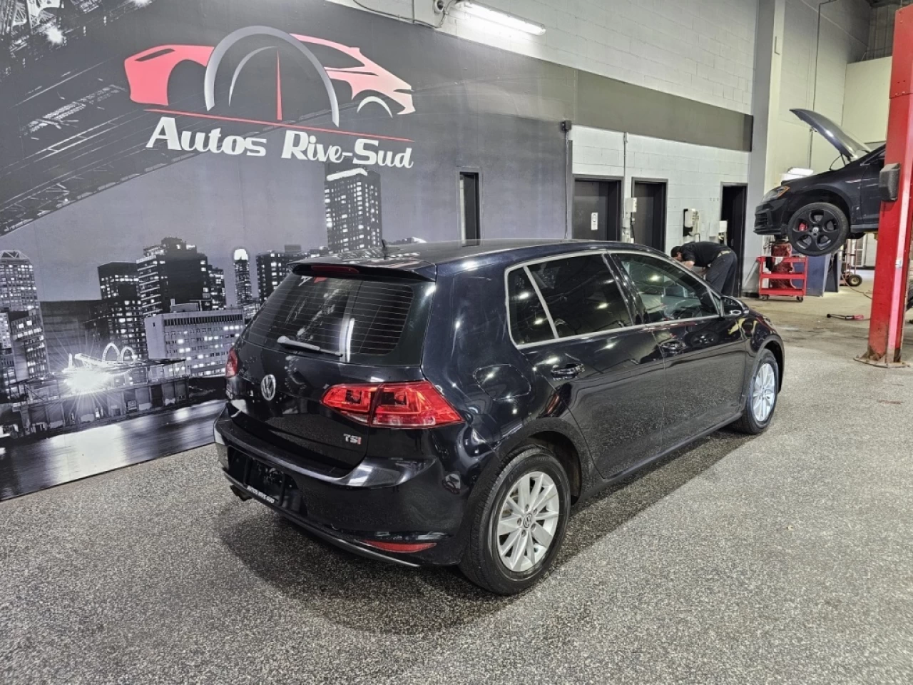 2015 Volkswagen Golf TRENDLINE 1.8T AUTOMATIQUE A/C AVEC 158 700KM Image principale