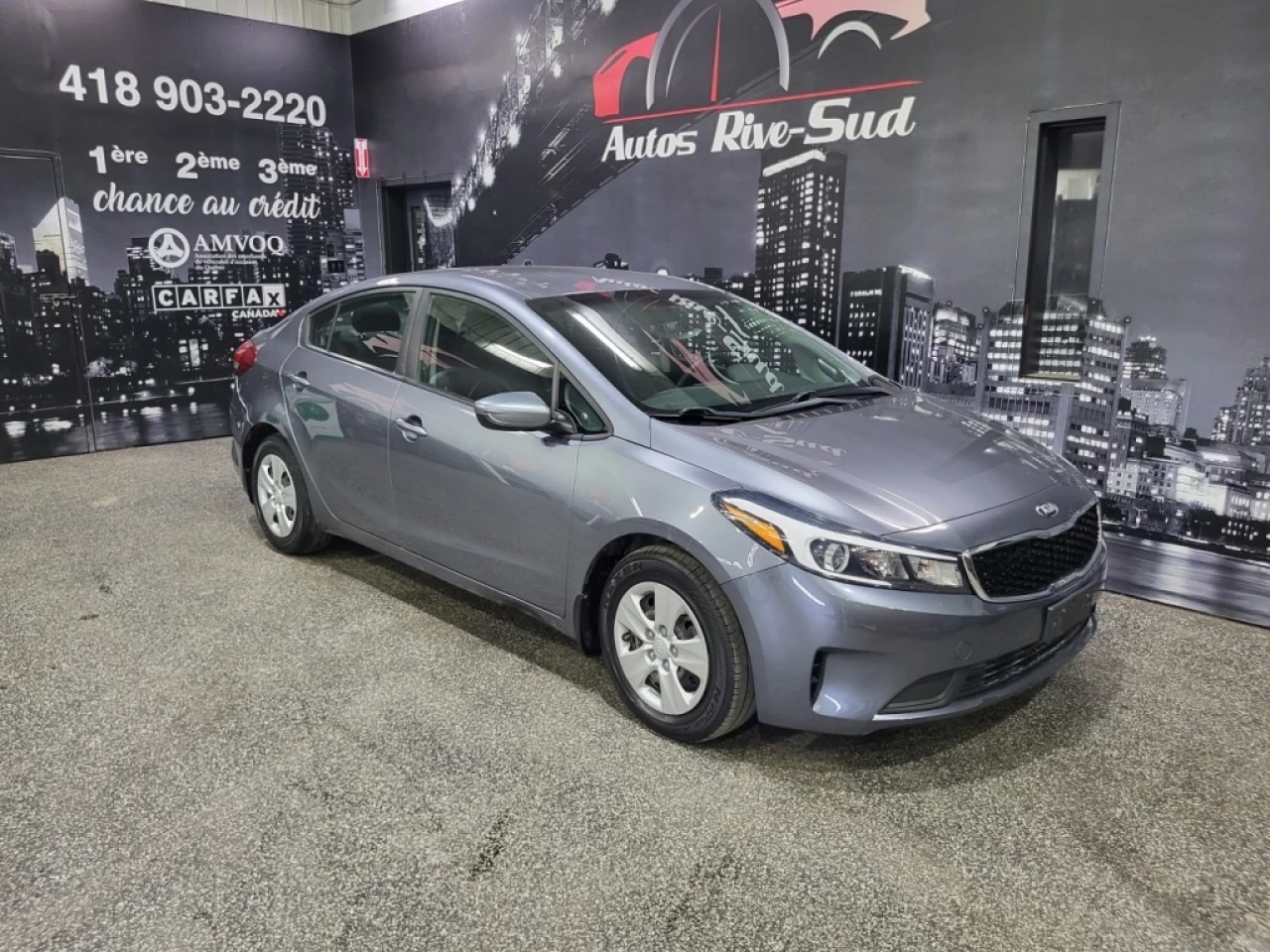 2018 Kia Forte LX AUTOMATIQUE A/C SEULEMENT 77 000KM Main Image