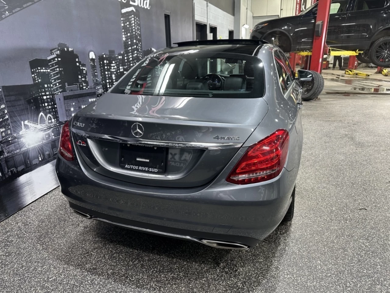 2018 Mercedes-Benz C-Class C 300 4MATIC FULL CUIR TOIT GPS SEULEMENT 65 400KM Image principale