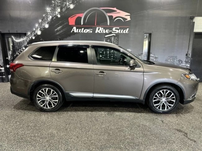 Mitsubishi Outlander - 2016