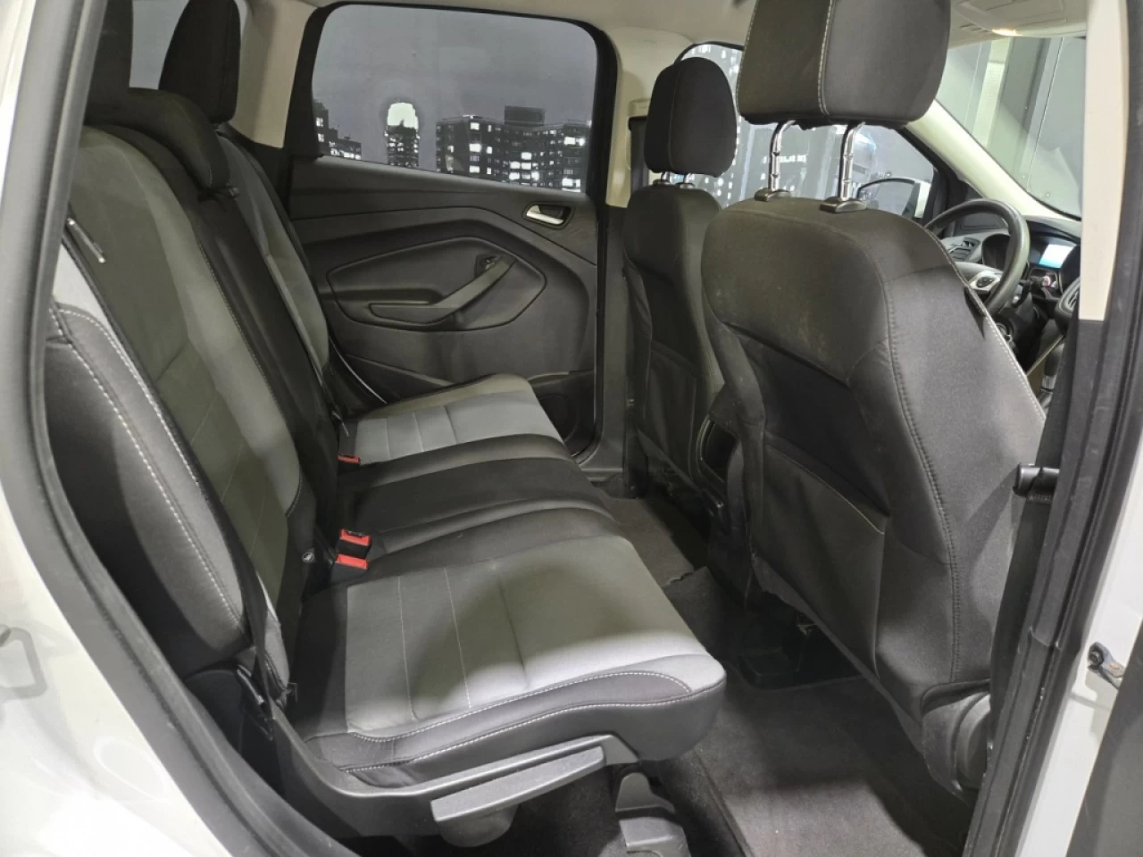 2016 Ford Escape 4WD 4dr SE Main Image