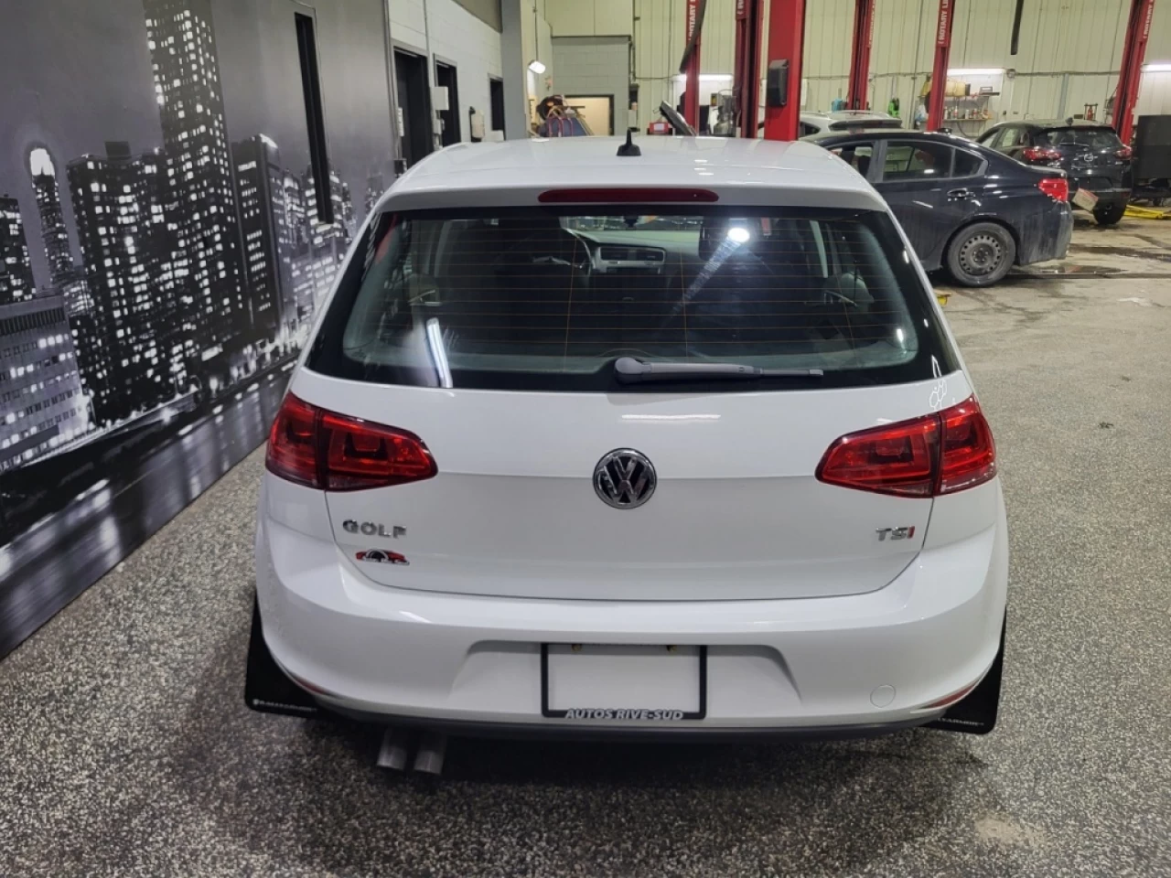 2016 Volkswagen Golf TRENDLINE AUTOMATIQUE A/C TRÈS PROPRE Image principale