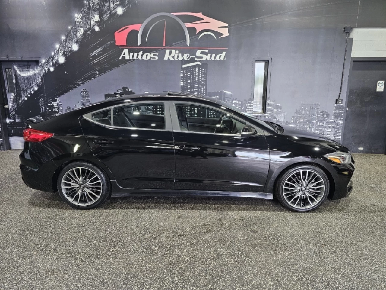 2018 Hyundai Elantra SPORT 1.6 TURBO AUTOMATIQUE CUIR TOIT AVEC 53 300K Image principale