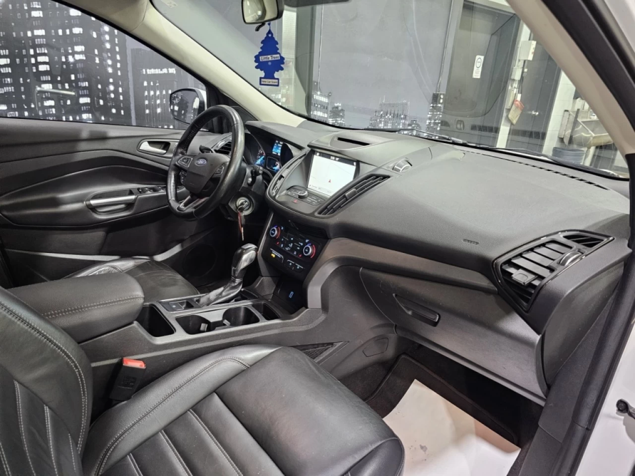 2018 Ford Escape SEL AWD 1.5L ECOBOOST CUIR TOIT PANO AVEC 124 400K Main Image