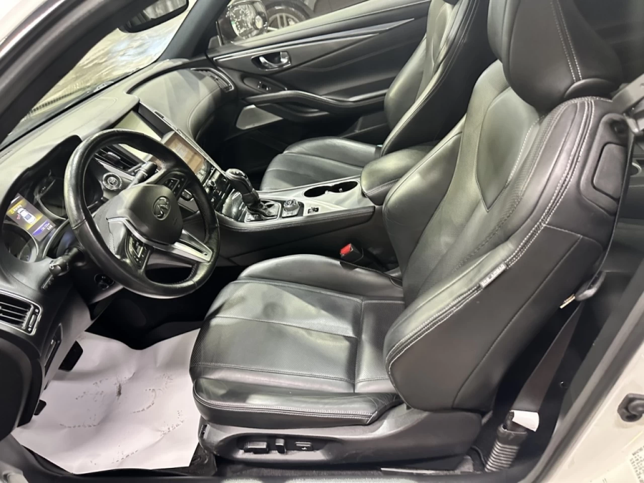 2017 Infiniti Q60 2dr Cpe 3.0t Image principale