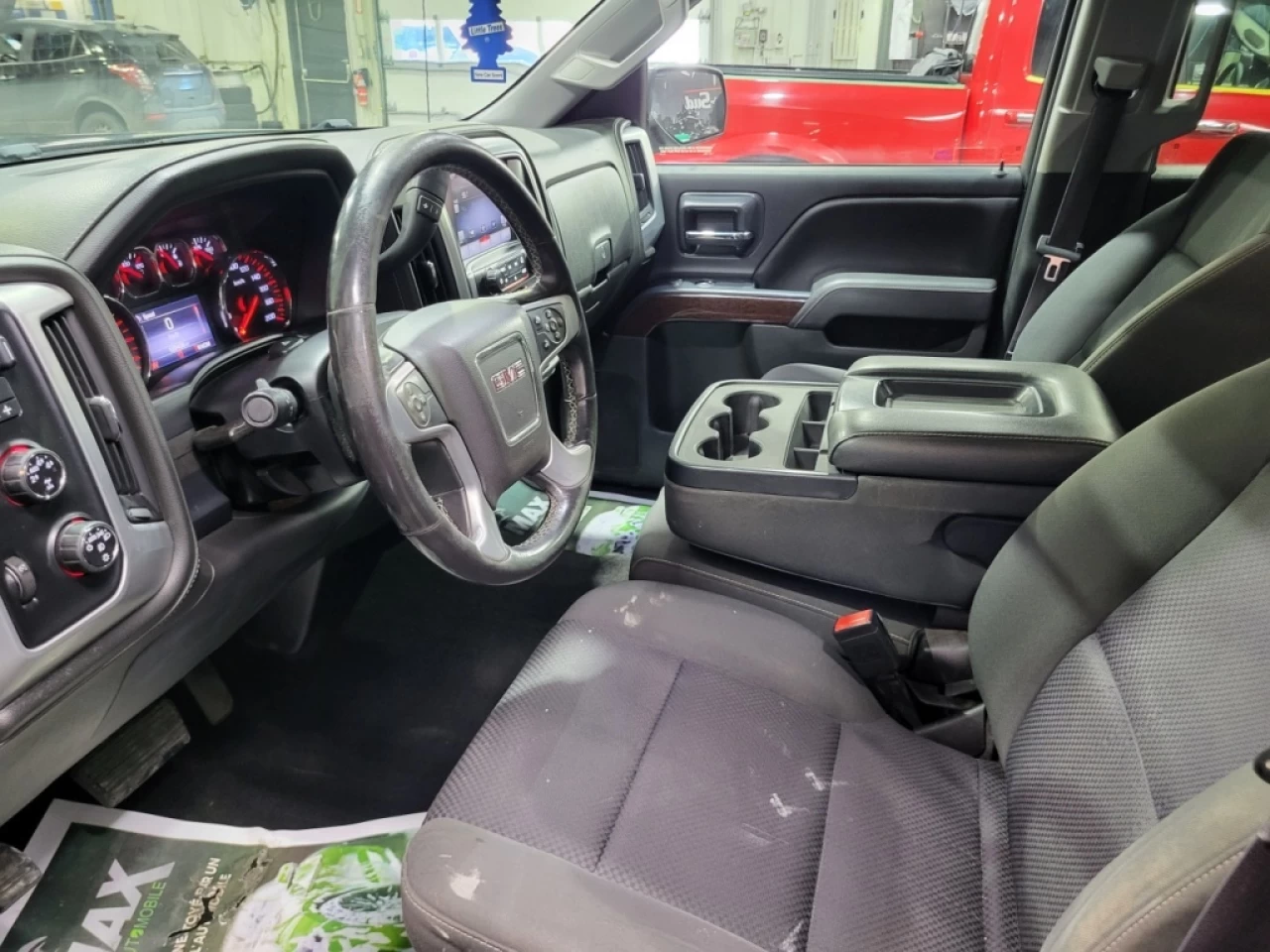 2015 GMC Sierra 1500 SLE 4X4 V8 5.3L CREWCAB AVEC 122 400KM Image principale