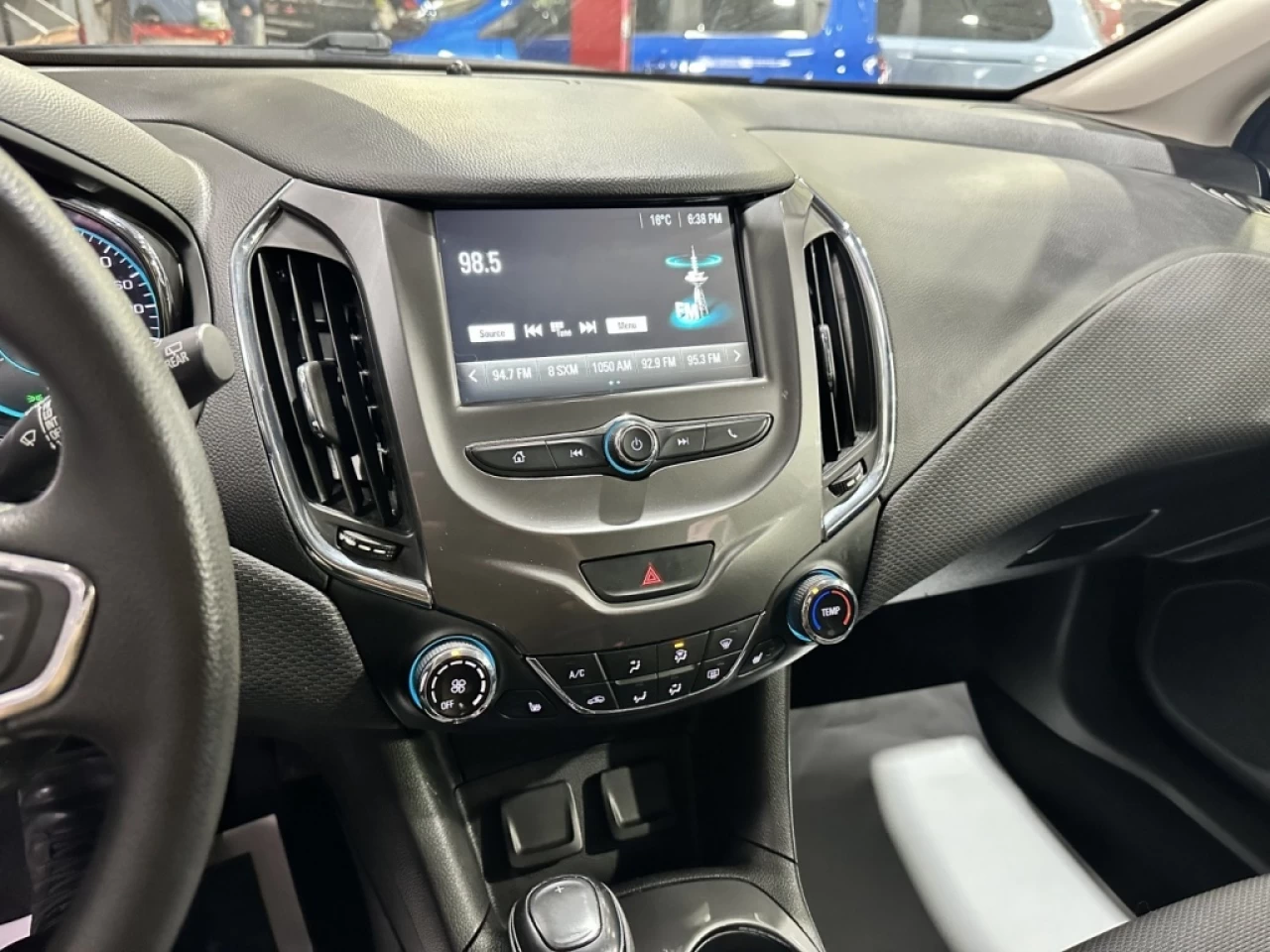 2018 Chevrolet Cruze LT AUTOMATIQUE A/C SEULEMENT 117 900KM Main Image