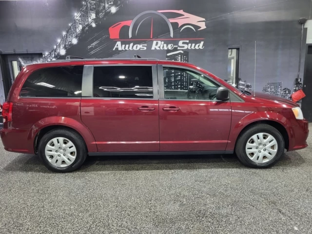 Dodge Grand Caravan SXT STOW AND GO TRÈS PROPRE SEULEMENT 146 700KM 2018