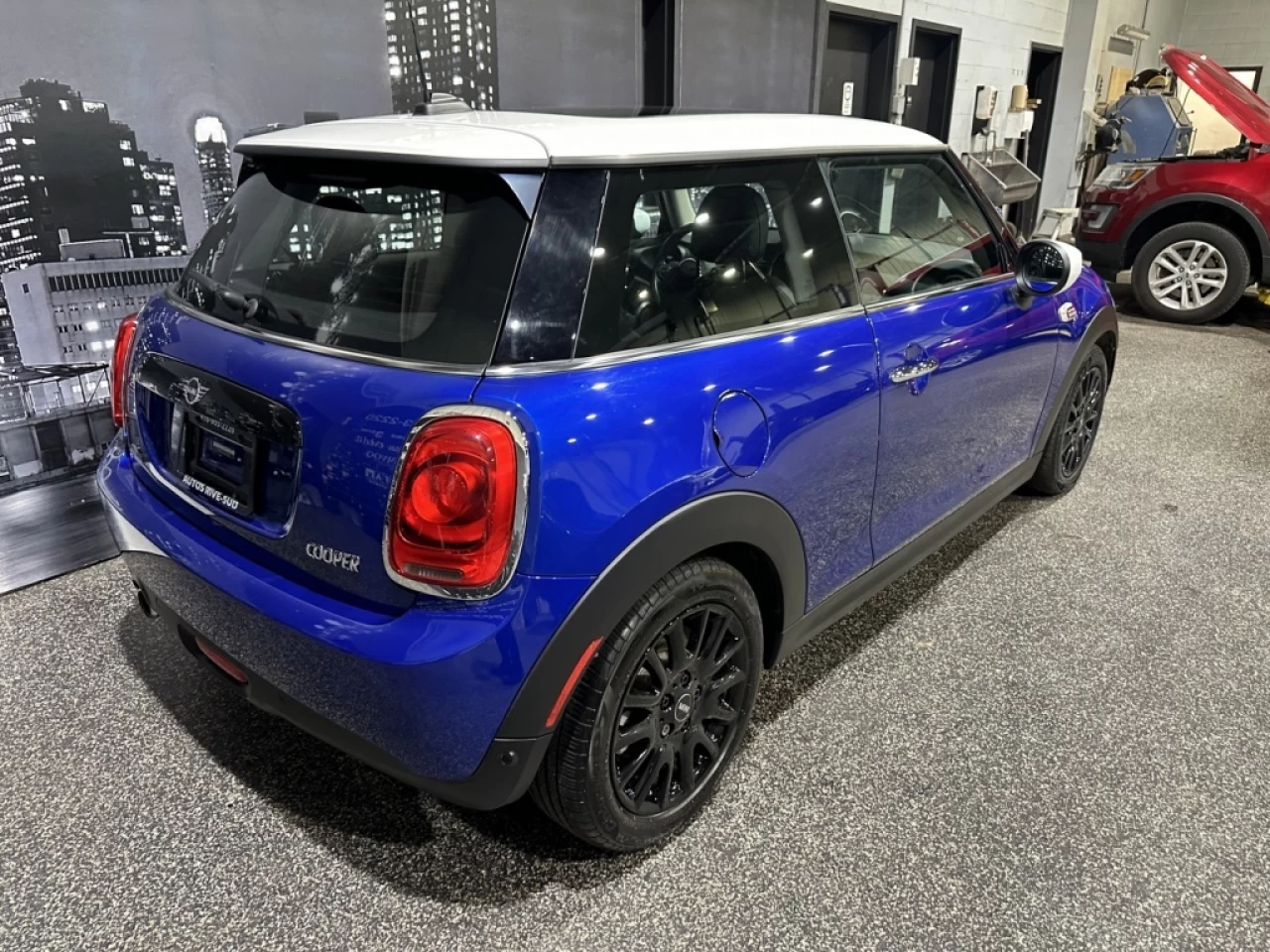 2020 MINI 3 Door AUTOMATIQUE TRÈS PROPRE SEULEMENT 46 200KM Main Image