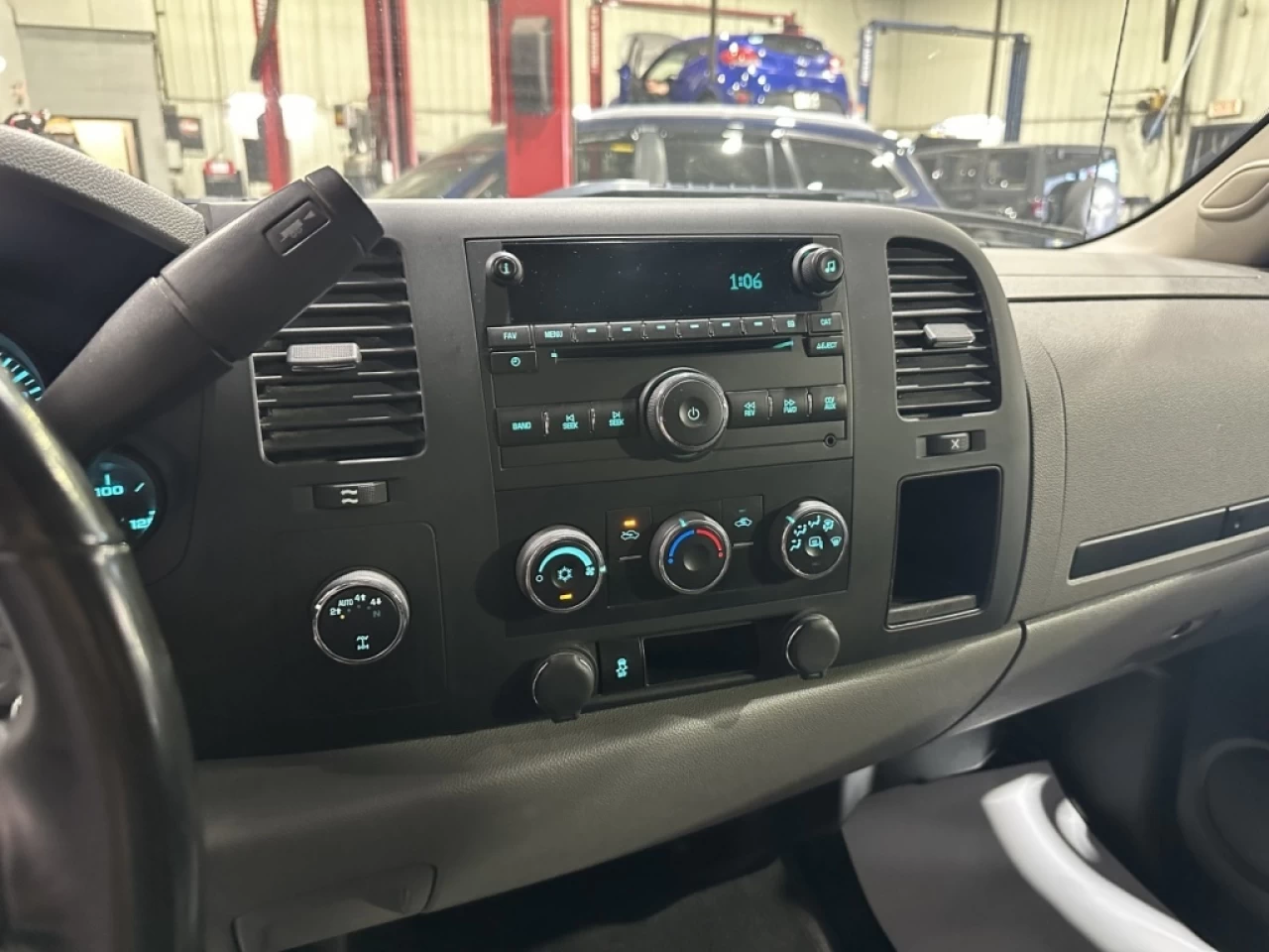 2013 GMC Sierra 1500 Nevada SL 4X4 TRÈS PROPRE SEULEMENT 125 400KM Image principale