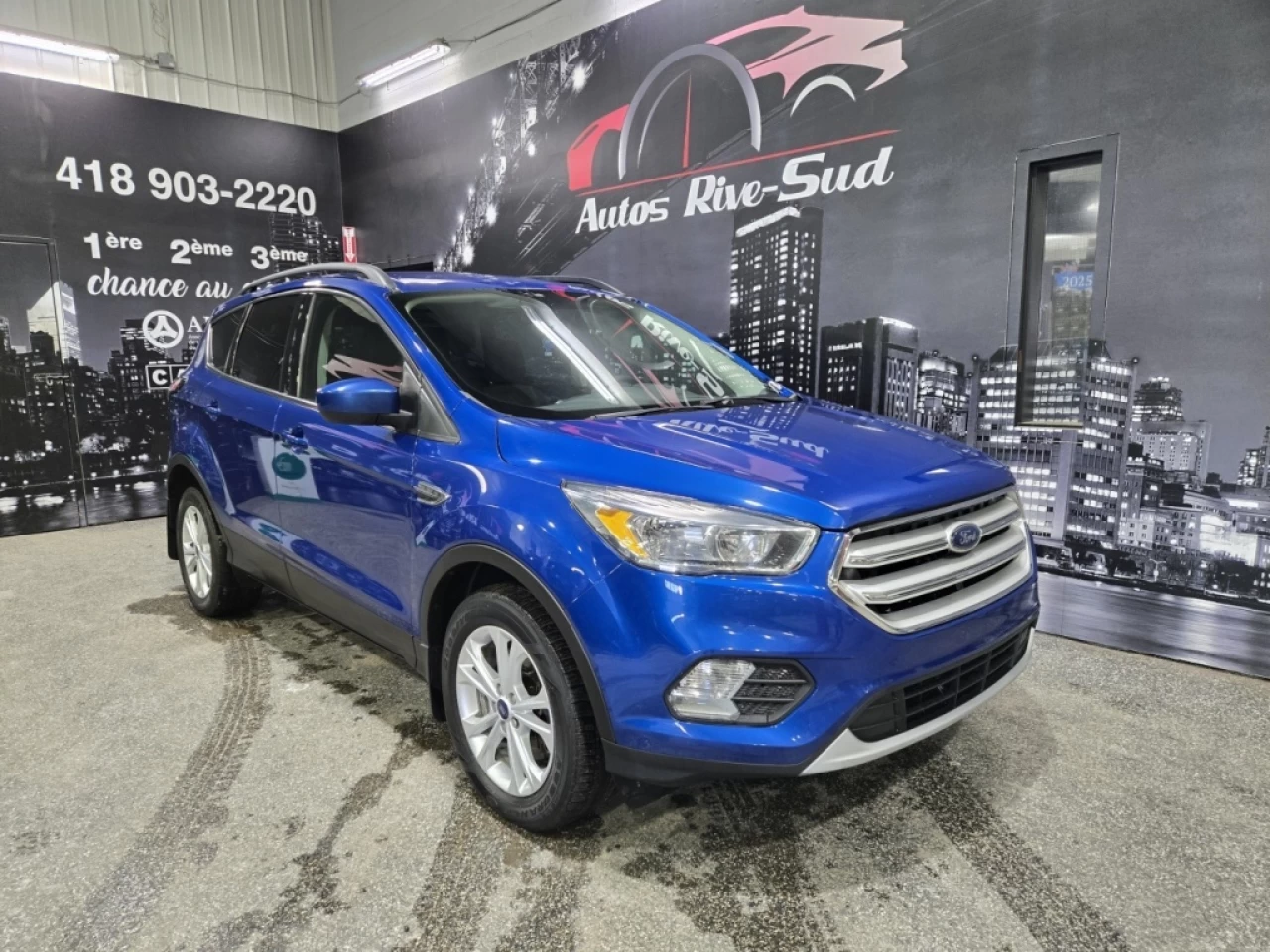 2018 Ford Escape SE AWD TRÈS PROPRE SEULEMENT 143 500KM Image principale