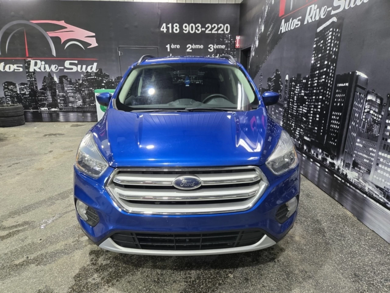 2018 Ford Escape SE AWD TRÈS PROPRE SEULEMENT 143 500KM Image principale