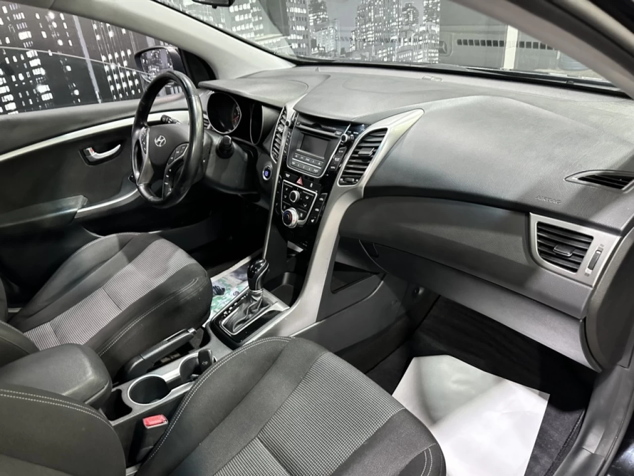 2016 Hyundai Elantra GT 5dr HB Auto GLS Main Image