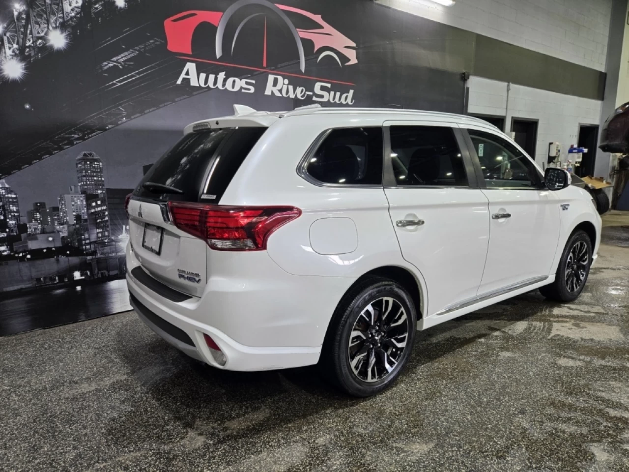 2018 Mitsubishi Outlander PHEV GT AWD FULL ÉQUIPÉ CUIR TOIT Image principale