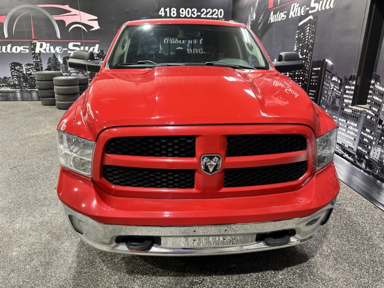 2014 Ram 1500 4WD Quad Cab 140.5  Outdoorsman Image principale