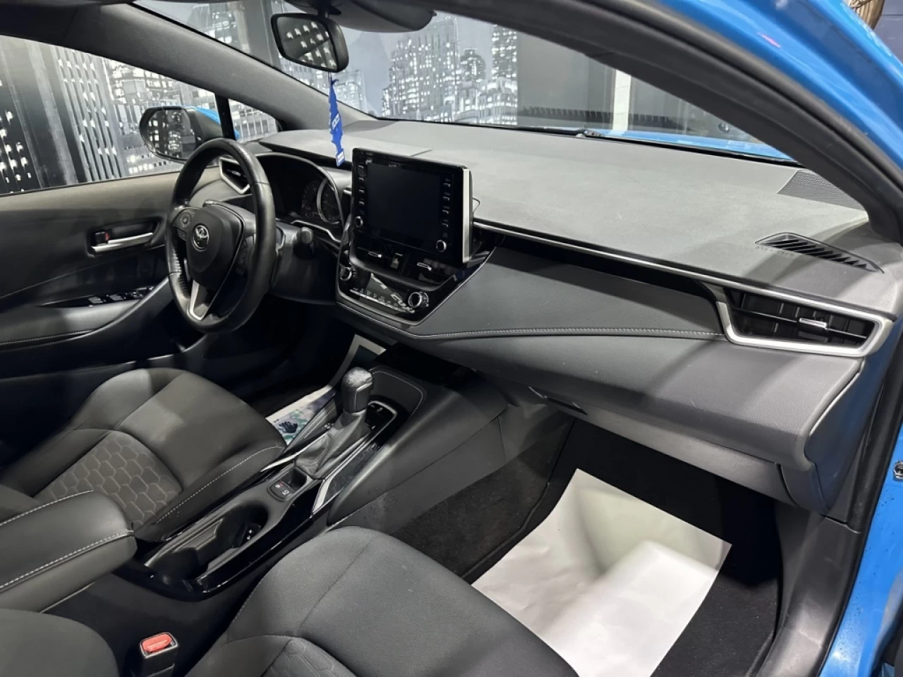 2019 Toyota Corolla Hatchback SE AUTOMATIQUE SEULEMENT 72 800KM Main Image