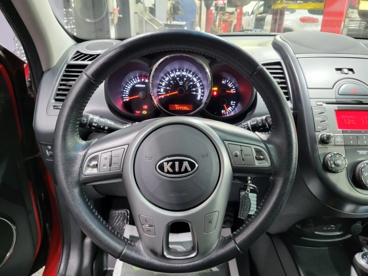 2011 Kia Soul 4U MANUELLE TOIT OUVRANT A/C AVEC 147 700KM Image principale