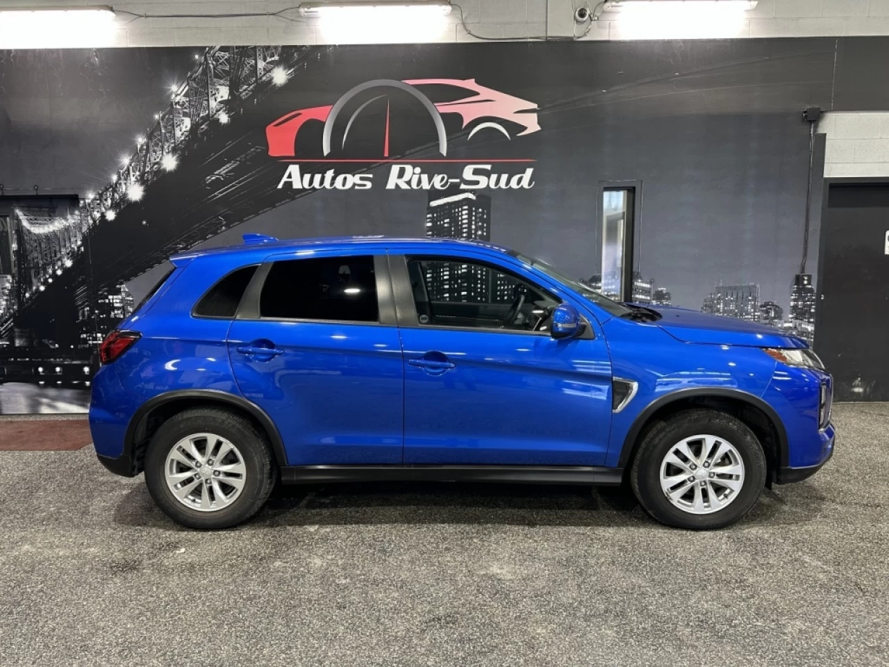 2020 Mitsubishi RVR SE AWD TRÈS PROPRE BAS KILOMETRAGE AVEC 79 000KM Main Image