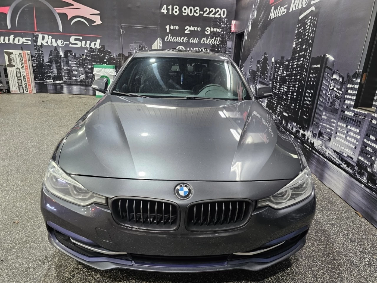 2016 BMW 3 Series 328I XDRIVE CUIR TOIT TRÈS PROPRE Main Image