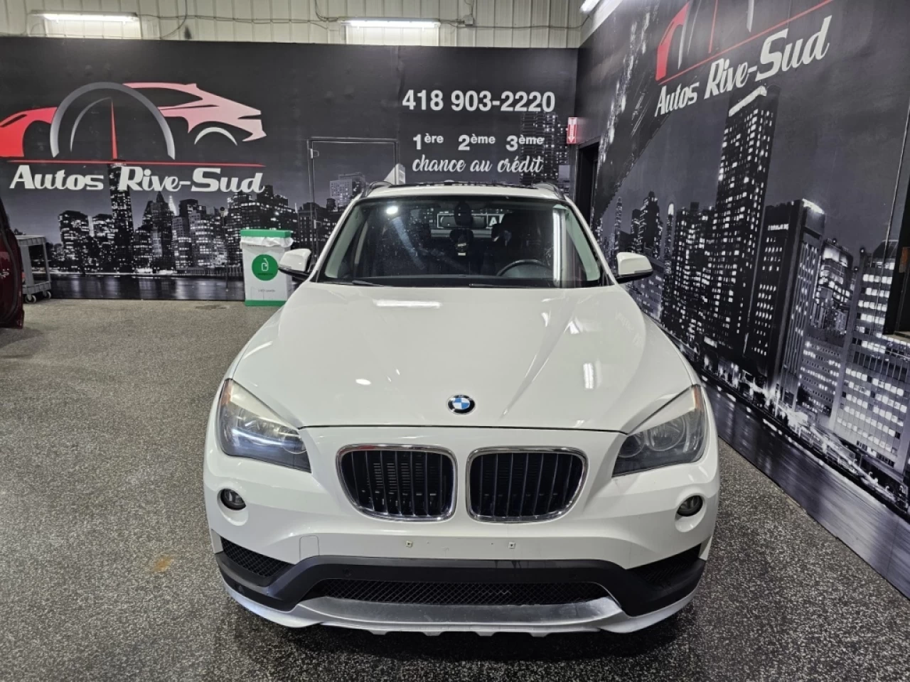 2015 BMW X1 XDRIVE28I TOIT PANO CUIR SEULEMENT 134 000KM Image principale