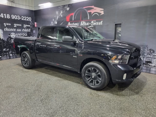 Ram 1500 Classic EXPRESS CREW CAB 4X4 V8 5.7L SEULEMENT 93 900KM 2019