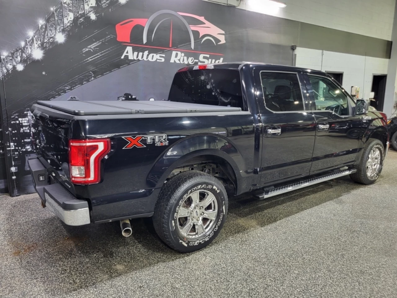 2016 Ford F-150 XLT 4X4 V6 CREW CAB CAMERA 195 700KM Image principale