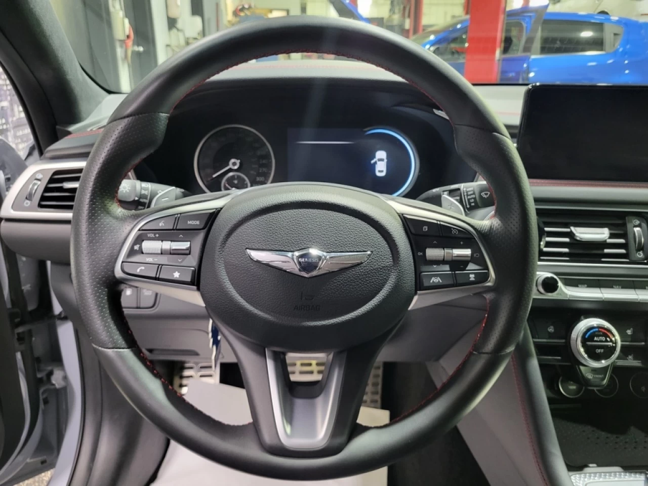 2023 Genesis G70 3.3 L TURBO AWD SPORT CUIR TOIT AVEC SEULEMENT 40 Image principale