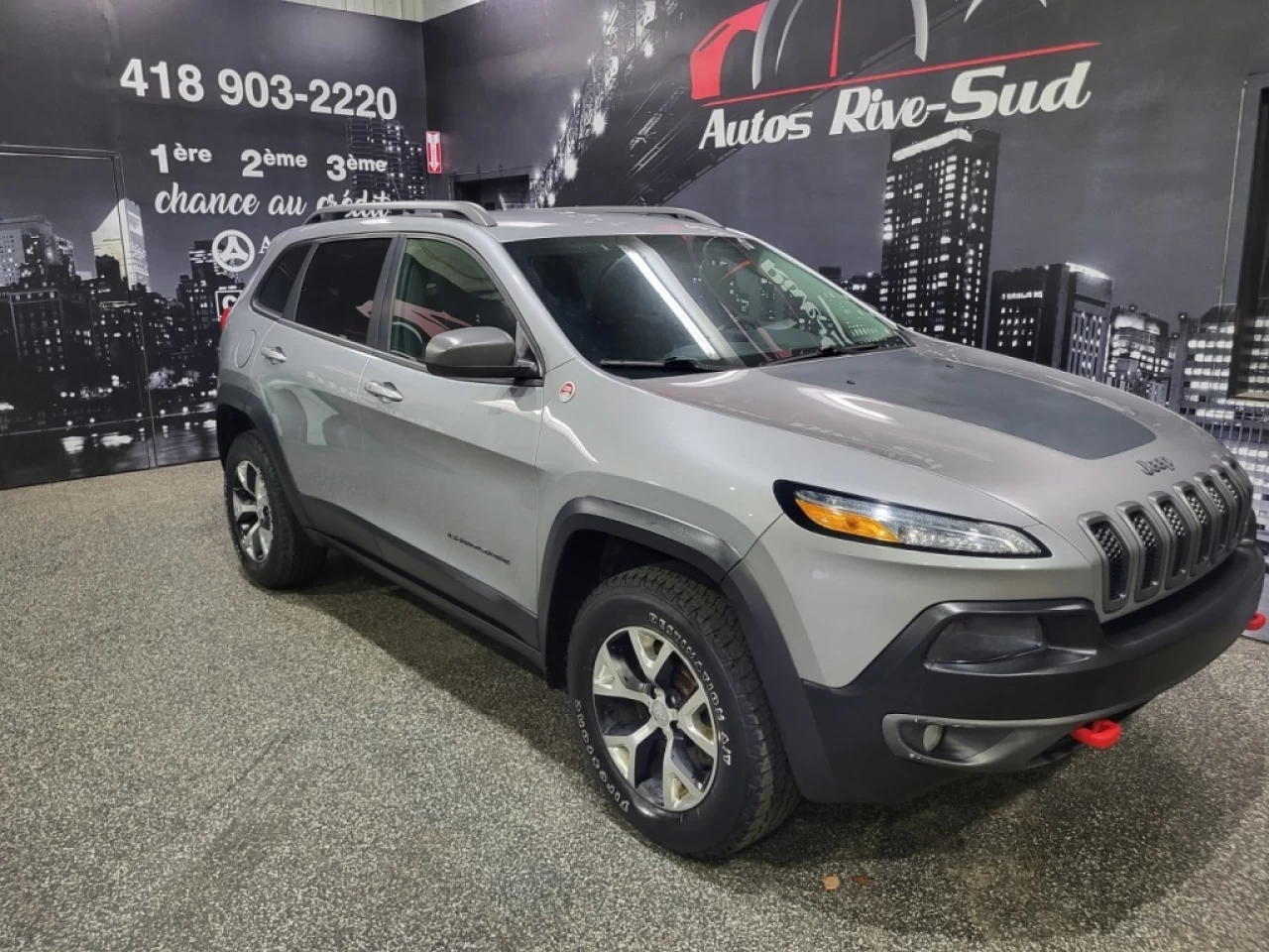 2014 Jeep Cherokee TRAILHAWK 4X4 FULL ÉQUIPÉ TRÈS PROPRE Image principale