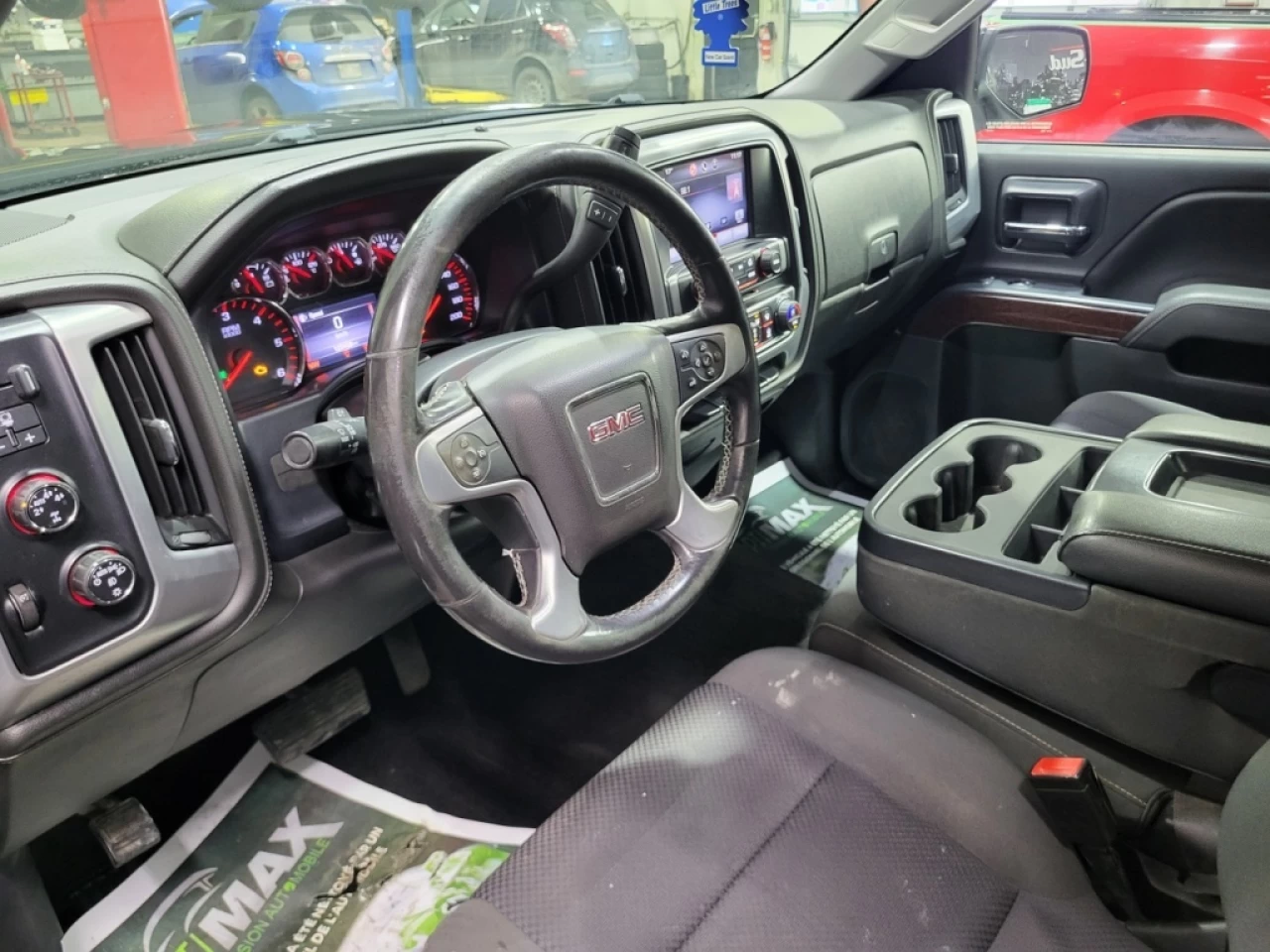 2015 GMC Sierra 1500 SLE 4X4 V8 5.3L CREWCAB AVEC 122 400KM Image principale