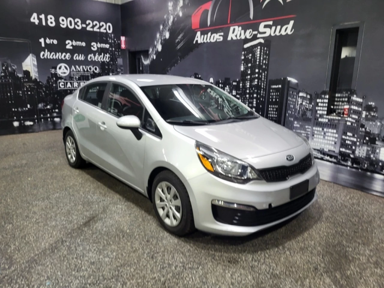 2017 Kia Rio AUTOMATIQUE A/C SUPER PROPRE SEULEMENT 110 500KM Main Image