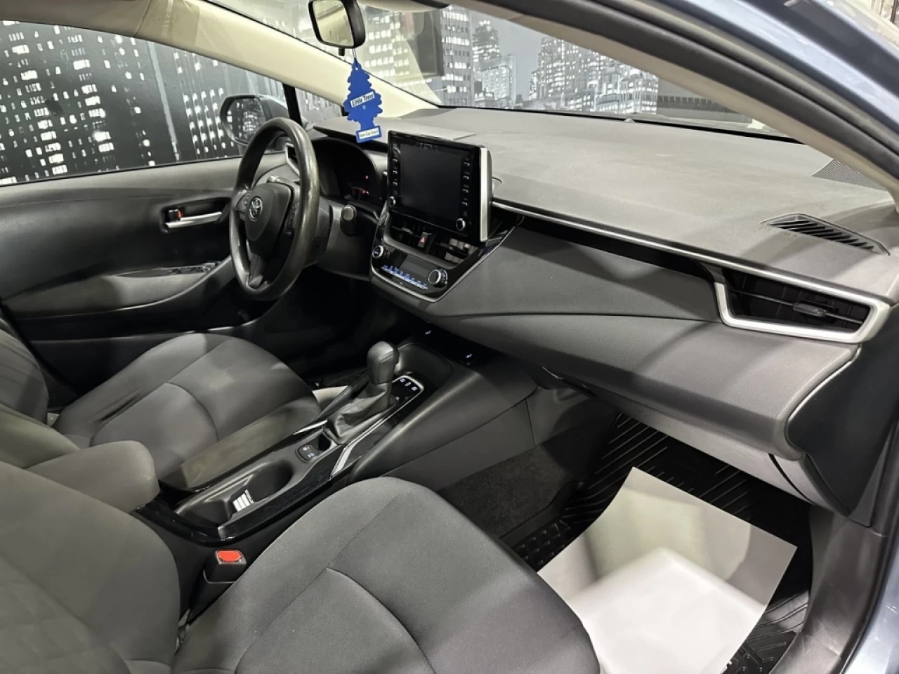 2021 Toyota Corolla HYBRIDE TRÈS PROPRE MAGS SEULEMENT 123 500KM Image principale