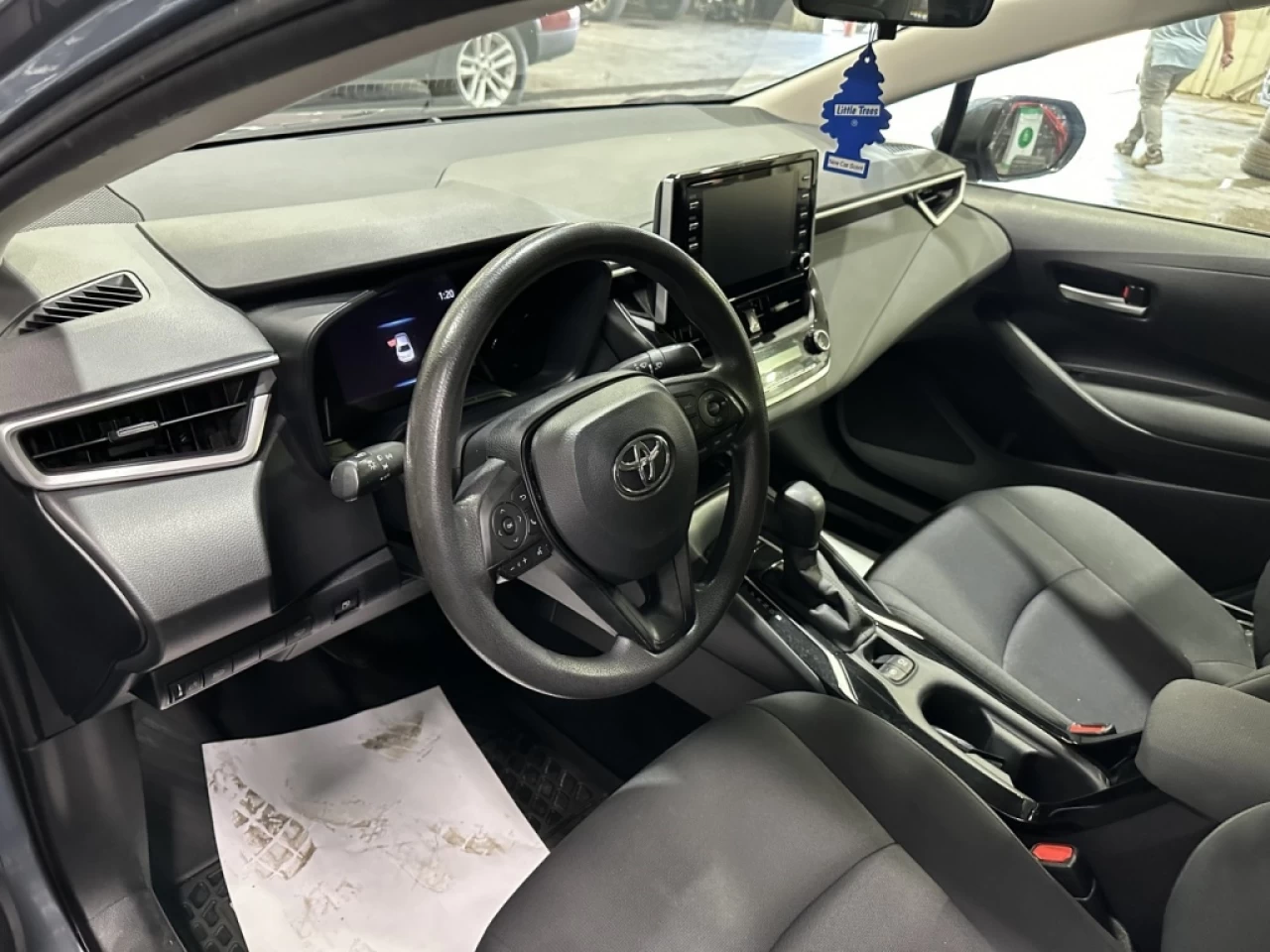 2021 Toyota Corolla HYBRIDE TRÈS PROPRE MAGS SEULEMENT 123 500KM Main Image