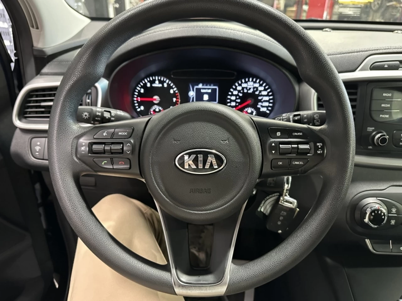 2017 Kia Sorento AWD 4dr LX Main Image