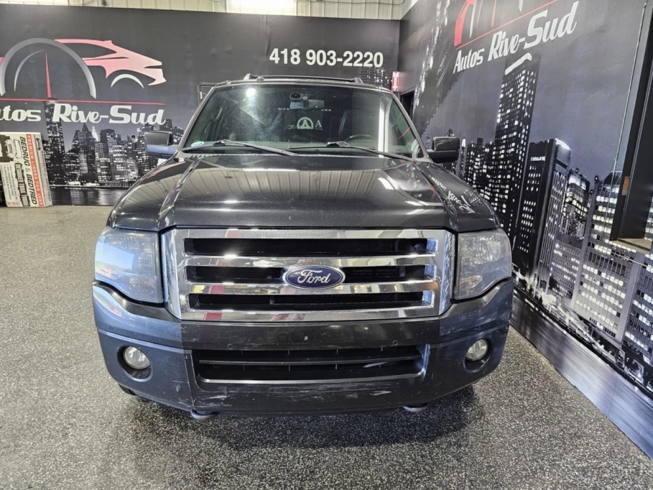 2014 Ford Expedition LIMITED 4X4 CUIR TOIT GPS AVEC 177 800KM Image principale