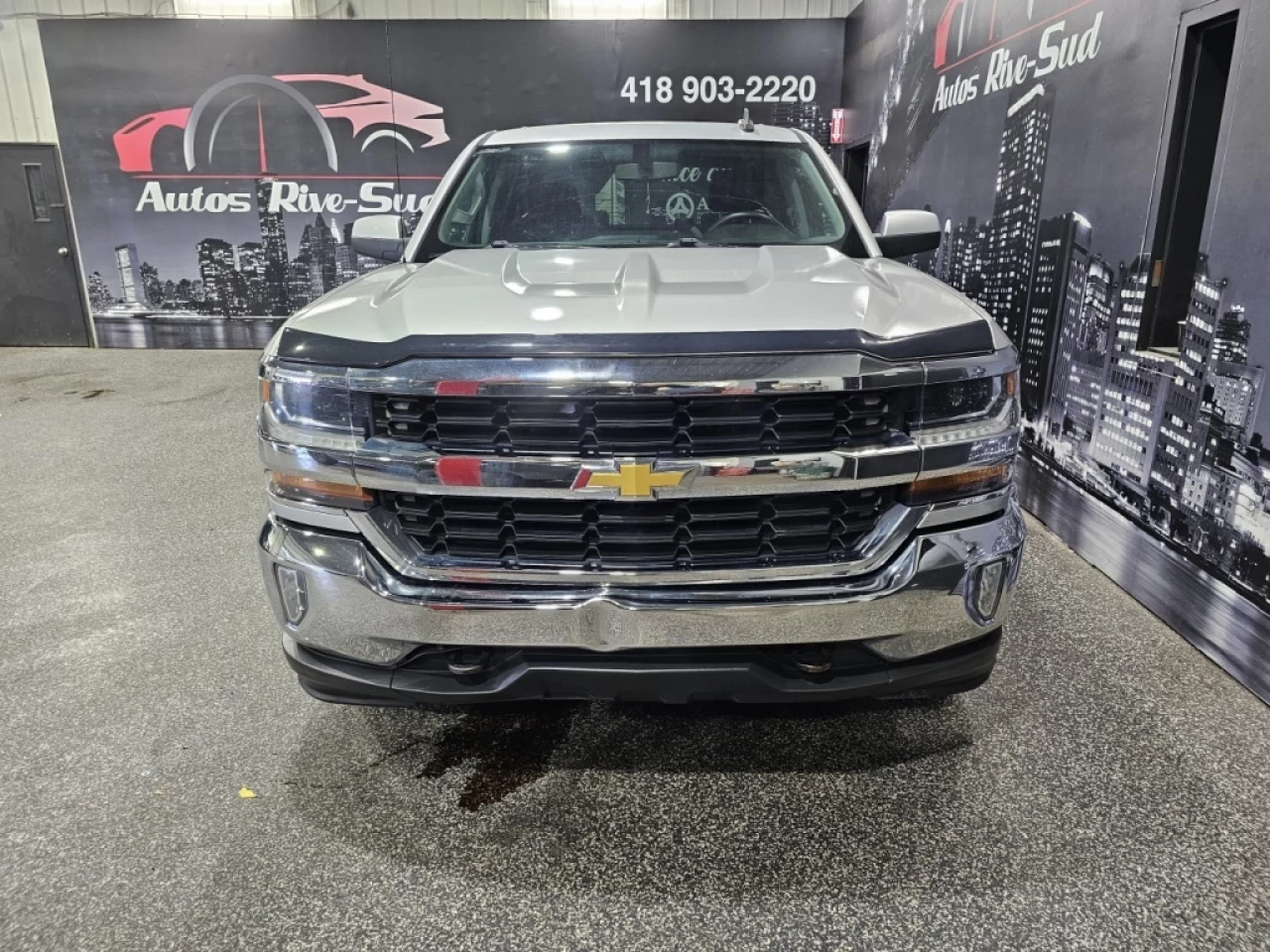 2017 Chevrolet Silverado 1500 LT CREWCAB 5.3L TRÈS PROPRE SEULEMENT 129 600KM Image principale