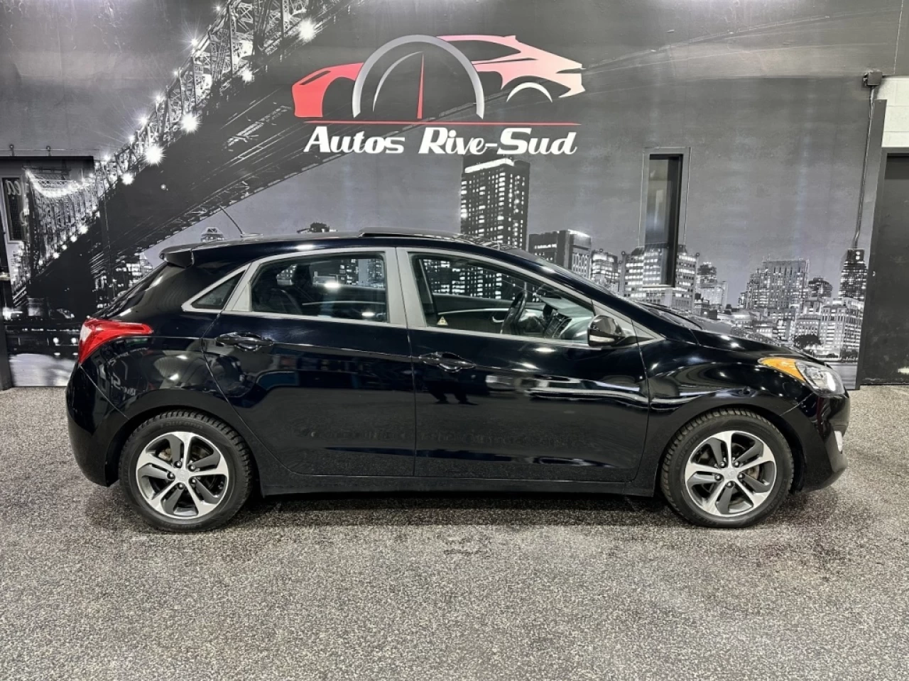 2016 Hyundai Elantra GT 5dr HB Auto GLS Image principale