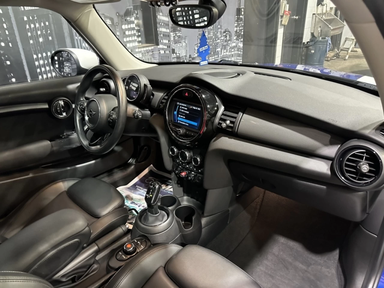 2020 MINI 3 Door AUTOMATIQUE TRÈS PROPRE SEULEMENT 46 200KM Main Image