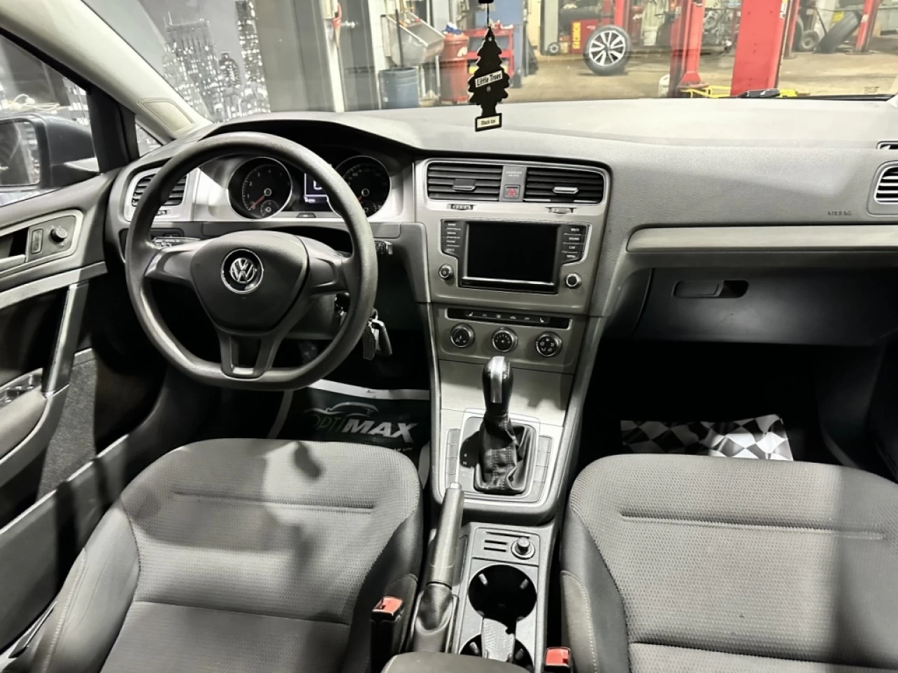 2017 Volkswagen Golf Trendline AUTOMATIQUE FULL ÉQUIPÉ SEULEMENT 161 70 Main Image