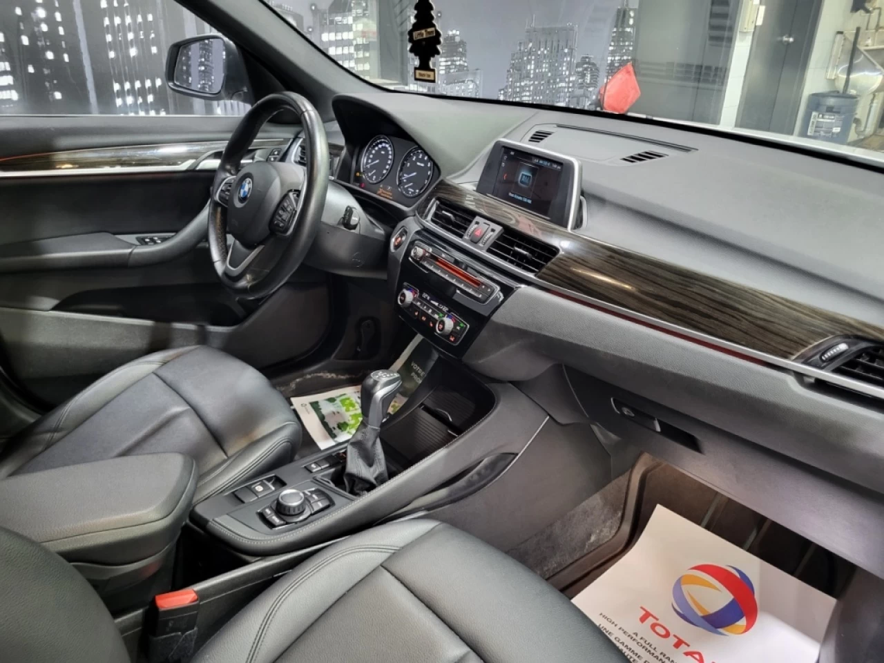 2018 BMW X1 xDrive28i Sports Activity Vehicle Main Image