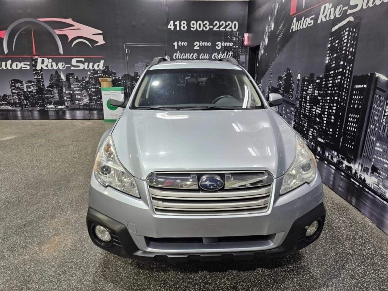 2014 Subaru Outback 2.5i COMMODITÉ AWD TRÈS PROPRE SEULEMENT 142 400KM Main Image