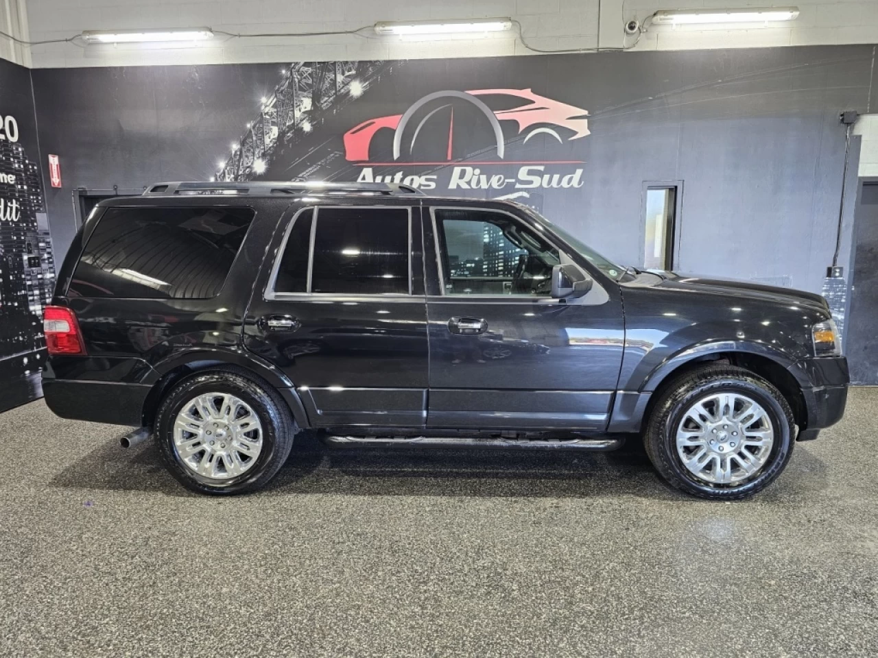 2014 Ford Expedition LIMITED 4X4 CUIR TOIT GPS AVEC 177 800KM Main Image