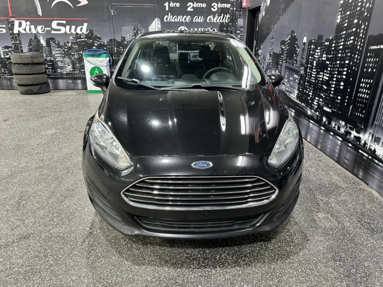 2014 Ford Fiesta SE AUTOMATIQUE A/C SEULEMENT 165 700KM Image principale