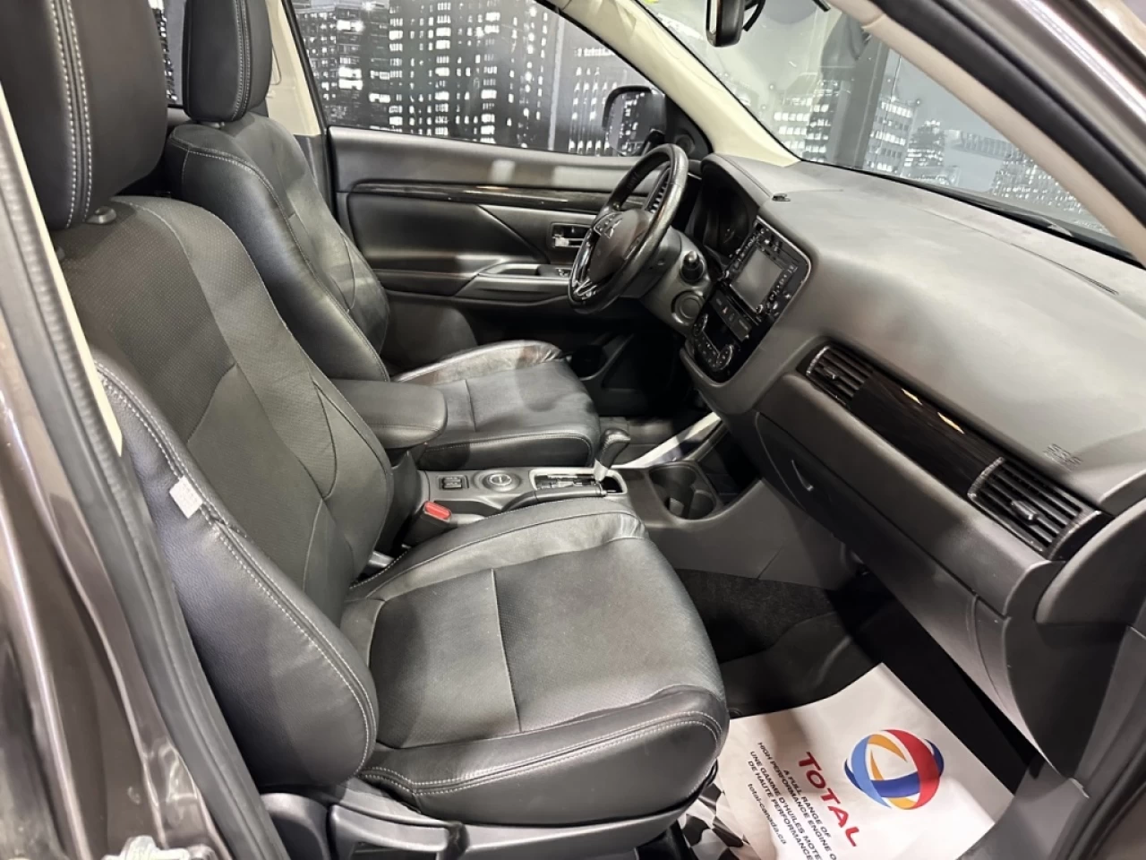 2016 Mitsubishi Outlander AWC 4dr ES Image principale