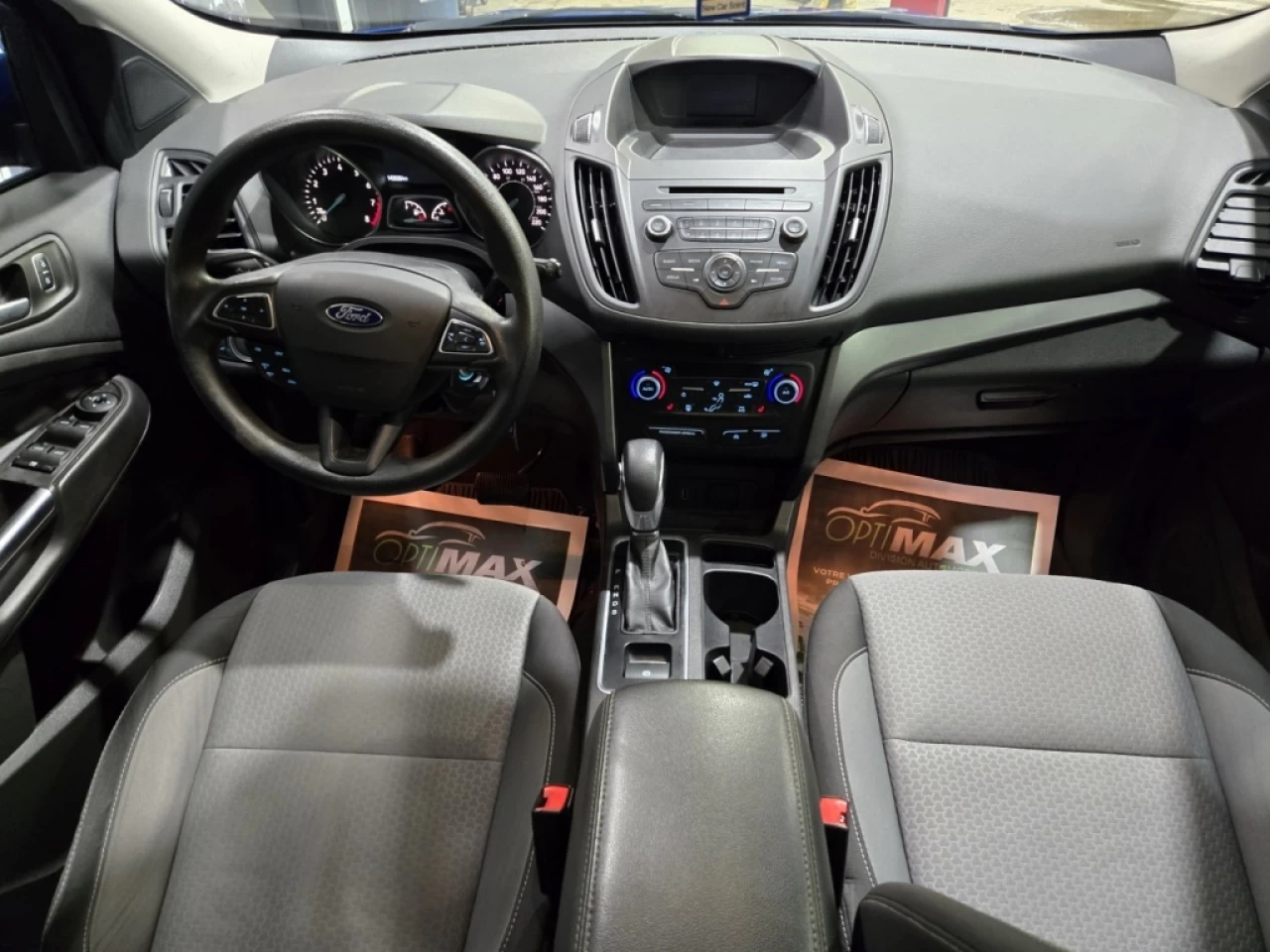 2018 Ford Escape SE AWD TRÈS PROPRE SEULEMENT 143 500KM Image principale